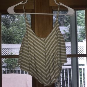 Gold stripped crop top